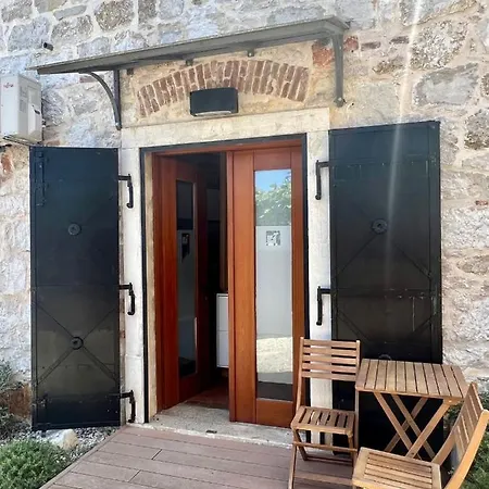 Sweet Kastel Old Town Apartment Funtana